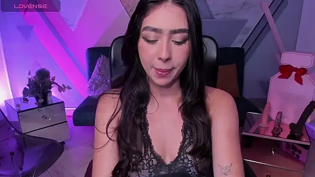 Danielacossio online show from December 16, 3:56 am