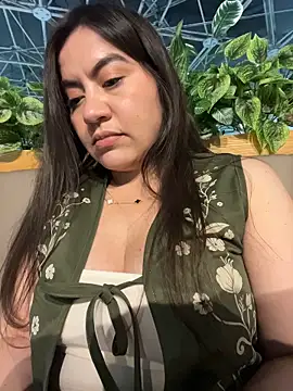 Iam  Cristal online show from April 9, 1:19 am