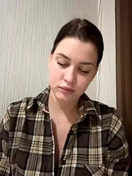 Snapshot of KikiWatson chatting on October 10, 5:07 pm KikiWatson online show from October 10, 5:07 pm