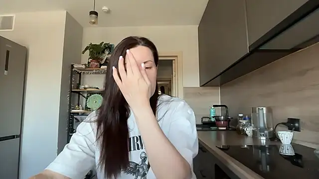 jainesummer online show from April 20, 10:07 am