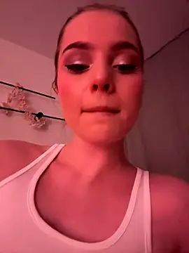 SIlviaBeyt online show from November 4, 11:10 pm