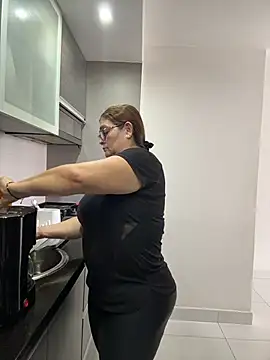 AntonellaAlondra4 online show from April 16, 2:06 pm