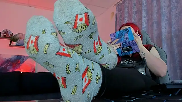 NielletaBlossom online show from February 17, 2:44 am