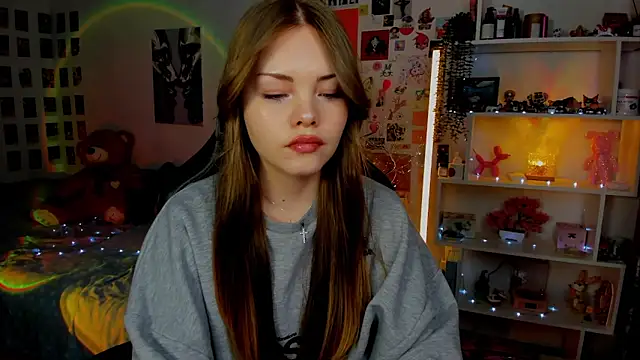 AkiraKatsu online show from April 6, 11:44 am