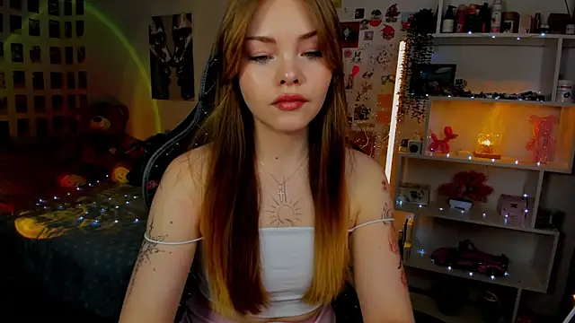 AkiraKatsu online show from December 2, 10:17 am