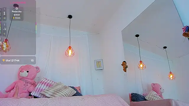 Lori Evanss online show from September 11, 5:19 am