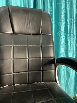 Snapshot of poision51 chatting on September 11, 5:41 am poision51 online show from September 11, 5:41 am