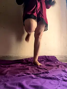 Snapshot of poision51 chatting on October 26, 10:11 am poision51 online show from October 26, 10:11 am