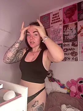 yorkshiregal online show from April 16, 7:19 am