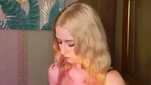 NaomiLoys online show from November 20, 11:22 am