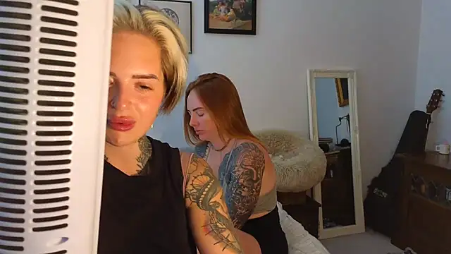 Alexandersonxo online show from June 27, 2:01 pm