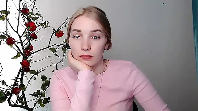 Queen ofLove online show from March 27, 1:56 pm