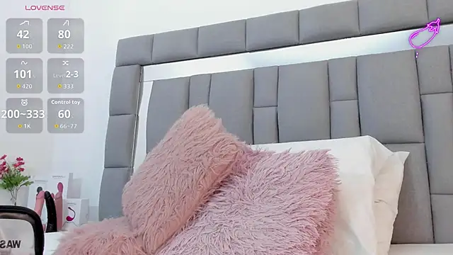 vivianne scott online show from September 16, 12:13 pm