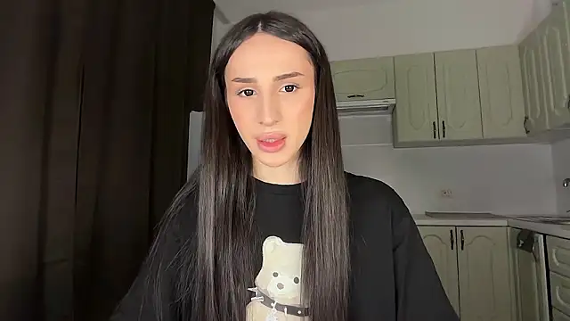 Kim Oberlin  online show from March 9, 4:43 pm