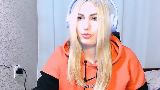 JaneLaJewel online show from November 14, 9:48 pm