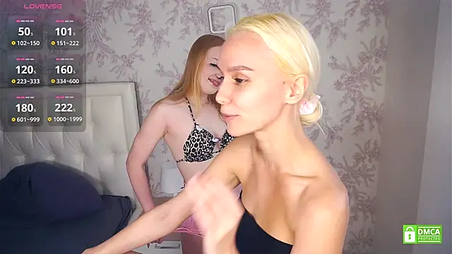 Snapshot of WilonaAven chatting on September 27, 5:25 am WilonaAven online show from September 27, 5:25 am