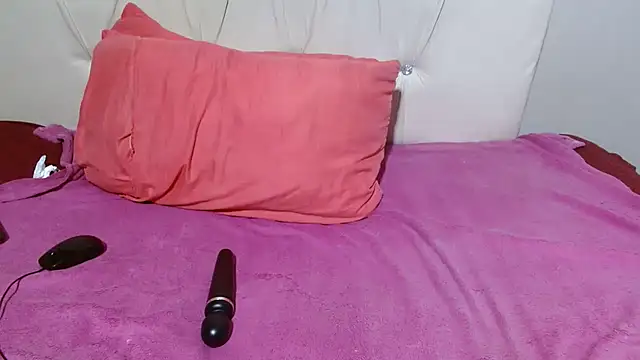 AuntyBigMadam87 online show from February 10, 12:24 am