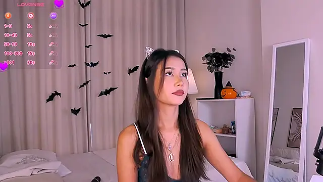 Melissa Mone online show from November 3, 7:45 am