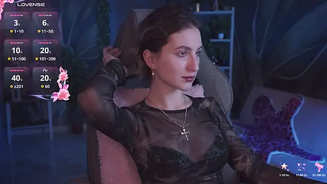 LuxRayi online show from January 14, 5:56 am