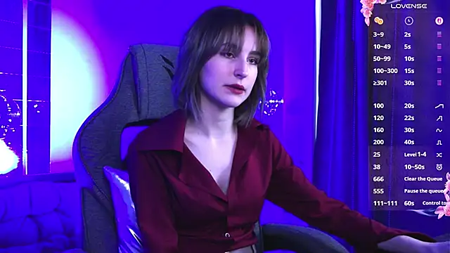 LuxRayi online show from February 28, 8:25 am