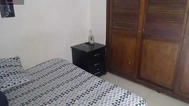 Pocahontas Princess  online show from November 23, 4:37 am