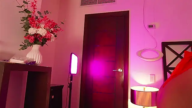 LunaMystyque online show from September 23, 8:07 pm