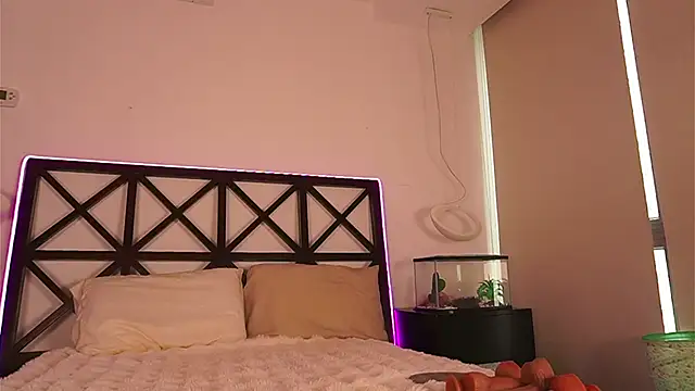 LunaMystyque online show from November 21, 8:22 pm