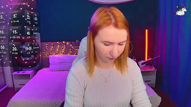 AliceBYKiss online show from February 20, 6:26 am