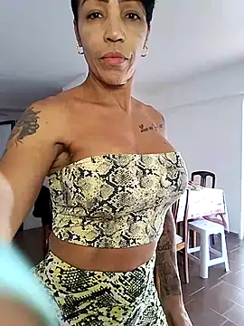 Alison fitness online show from November 9, 8:05 pm