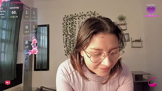 Noellesable online show from September 9, 5:24 pm