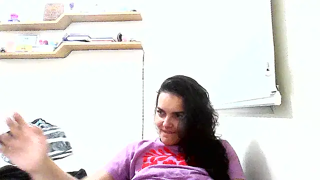 BetinaDiniz online show from September 22, 1:26 am