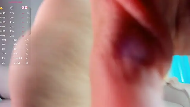 Snapshot of Mellovely chatting on October 4, 6:12 pm Mellovely online show from October 4, 6:12 pm