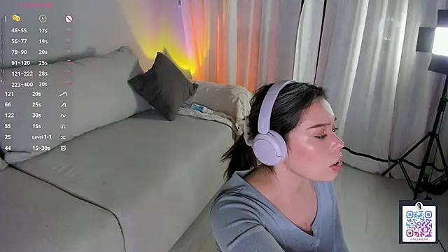 Snapshot of Mellovely chatting on October 19, 2:41 pm Mellovely online show from October 19, 2:41 pm