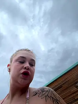 blairbella online show from January 18, 2:46 pm