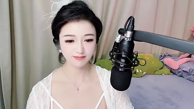 starsqimei online show from March 21, 8:19 am