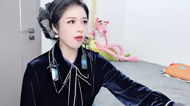 starsqimei online show from October 19, 8:16 am