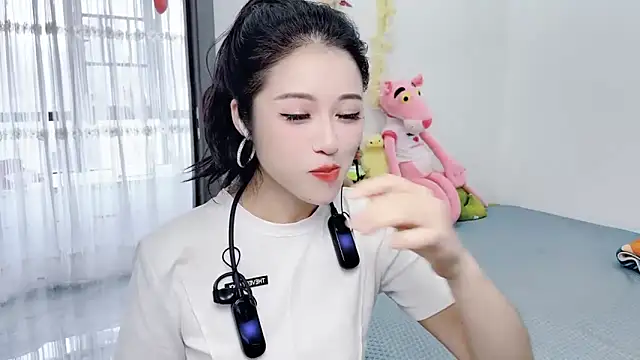 starsqimei online show from September 23, 6:44 am