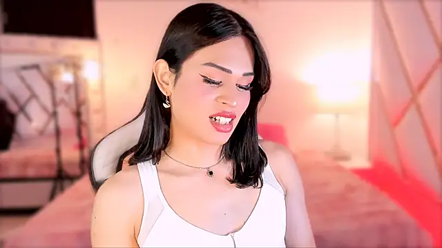 sweet dannyfem online show from December 19, 5:21 am