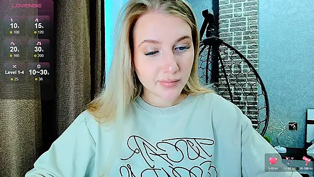 Evacadooo online show from September 13, 2:08 am