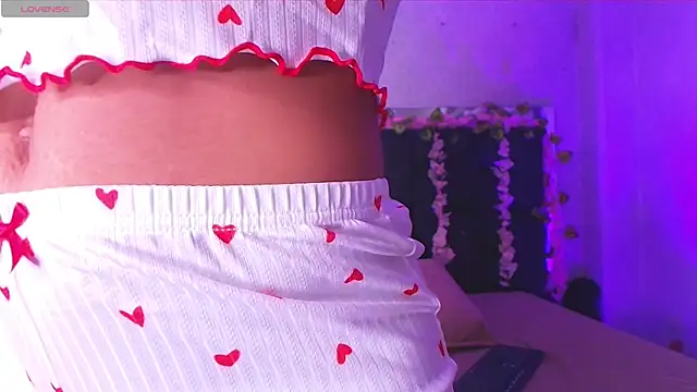 canela oss online show from October 9, 12:31 pm