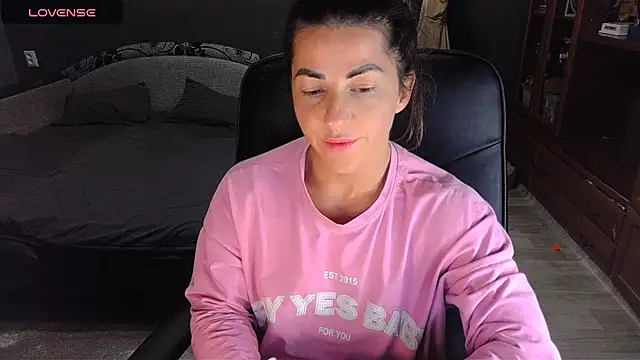 Snapshot of Aria_Dl chatting on October 28, 3:07 pm Aria Dl online show from October 28, 3:07 pm