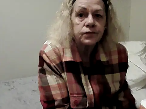 Latex shantie online show from November 4, 7:02 am