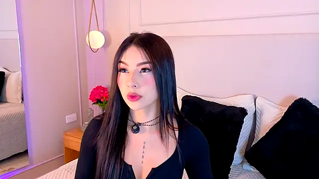 OlayaCooper online show from October 2, 7:52 pm