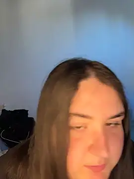 hotiee online show from April 29, 5:54 am