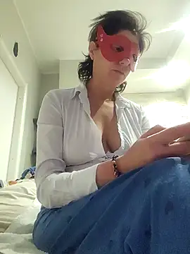 Vagabondainnamorata online show from March 16, 5:44 am