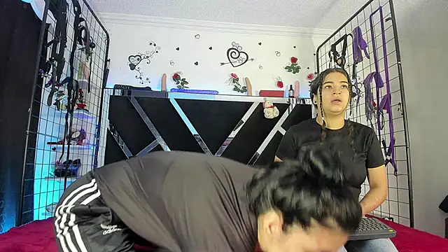 thedream girls online show from November 19, 12:38 pm