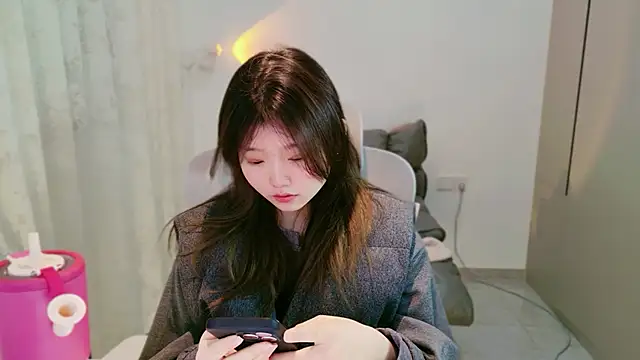 yang-yang-yang online show from December 2, 5:31 am