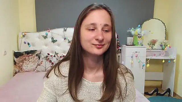 MichelLeee online show from April 7, 11:34 am