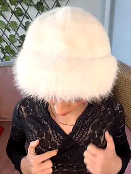 Aniie Doll online show from September 11, 10:21 pm