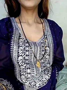 xpihu online show from November 5, 12:05 am